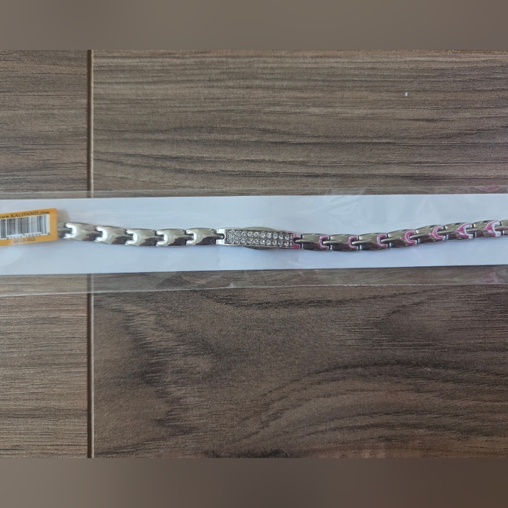 Elegant Silver Magentic Therapy Bracelet